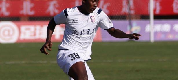 超级联赛冠军赛季充满悬念，四强出炉