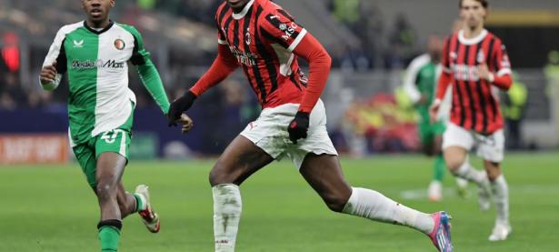 包含AC米兰在主场失利，陷入欧战资格困境的词条