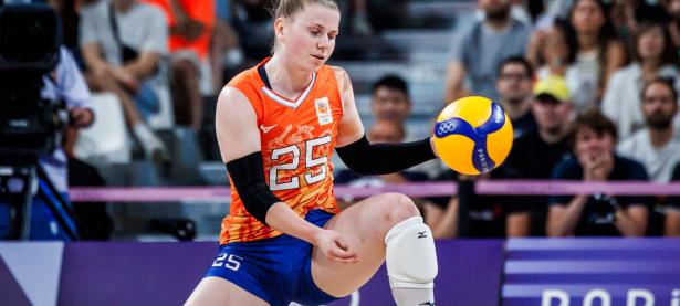 包含俄罗斯击败波黑，力排众多锁定晋级的词条