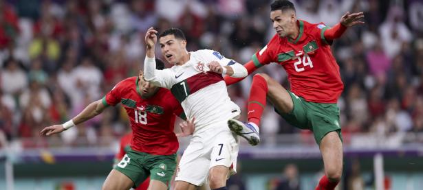 葡萄牙踢球队在比赛中展现强大实力