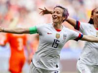 包含葡萄牙女足实现大胜，晋级季后赛的词条