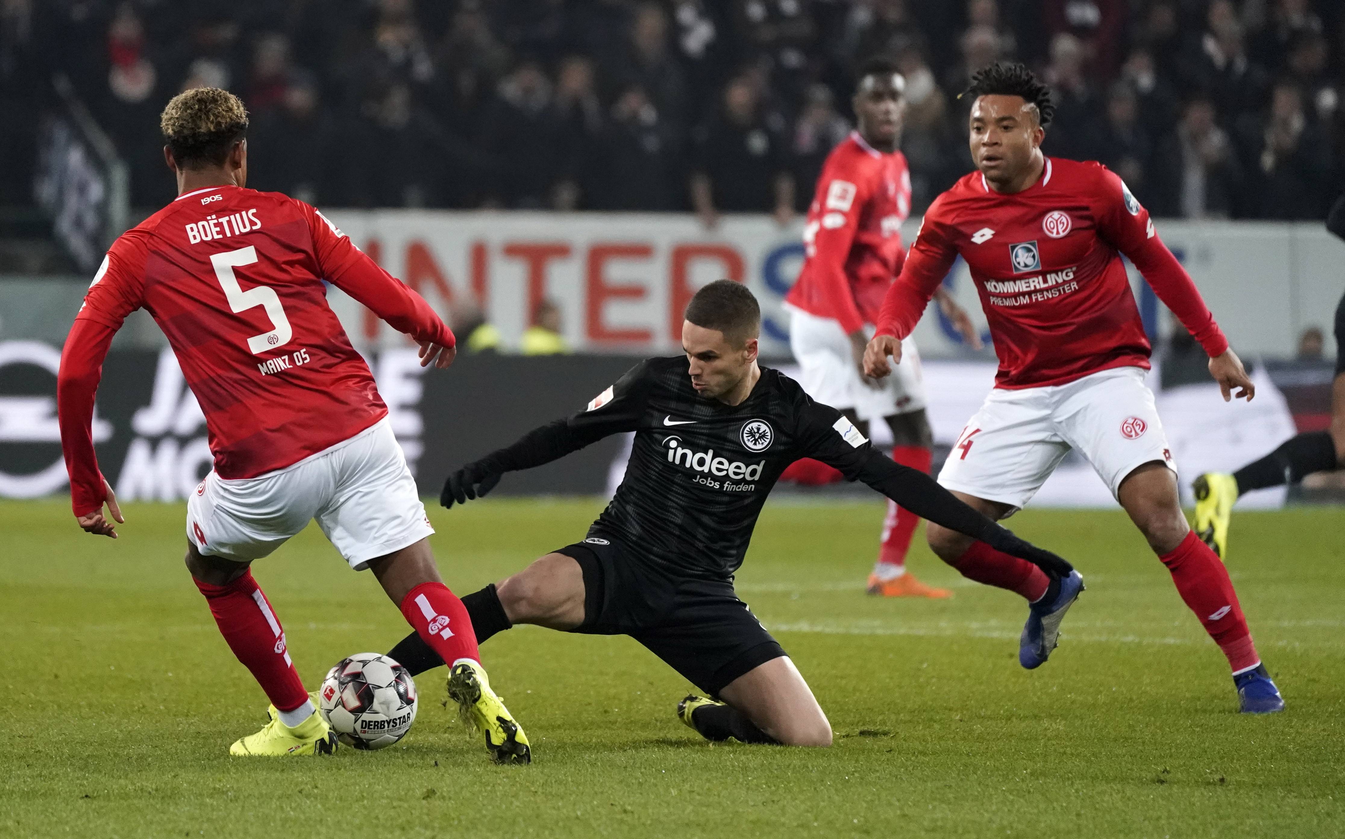 沃尔夫斯堡客场不敌,德甲排名下滑的简单介绍 沃尔夫斯堡客场不敌,德甲排名下滑的简单介绍