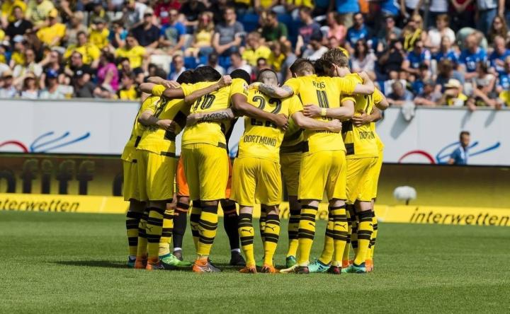 包含雷恩主场战平波尔多，保持主场不败纪录的词条