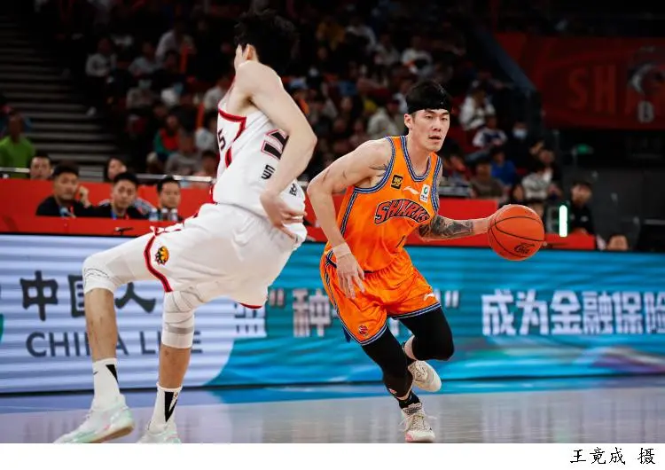 贵州男篮喜获连胜,积极备战提升实力 贵州男篮喜获连胜,积极备战提升实力