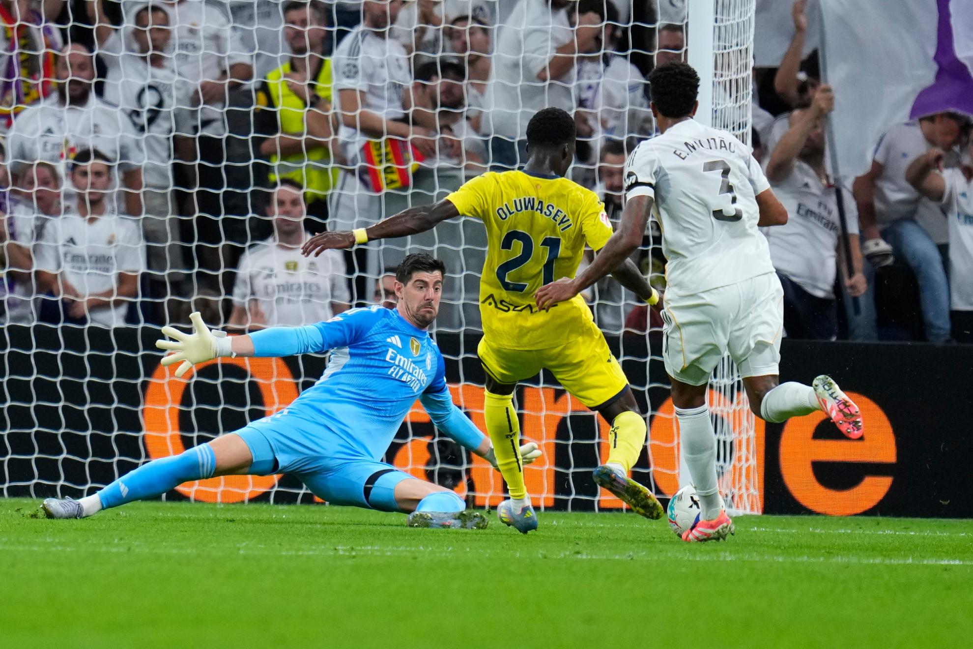 皇家马德里客场战胜巴黎取得关键胜利的简单介绍 皇家马德里客场战胜巴黎取得关键胜利的简单介绍