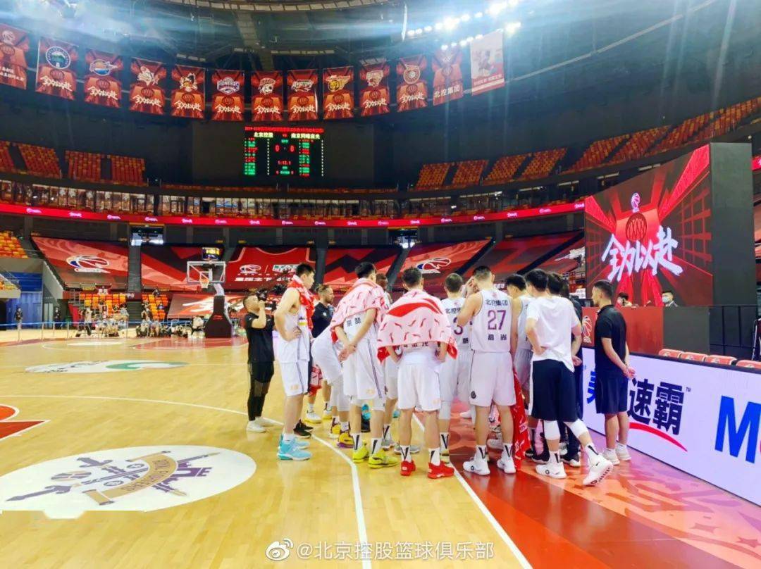 哈达迪备战新赛季,全力以赴为球队贡献 哈达迪备战新赛季,全力以赴为球队贡献