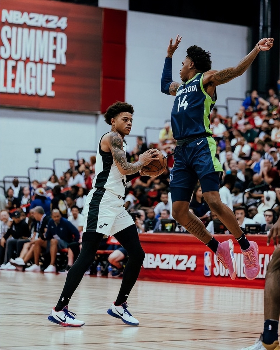 爵士主场击败国王,稳住前八席位的简单介绍 爵士主场击败国王,稳住前八席位的简单介绍